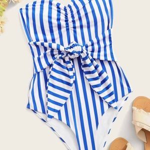 NWOT Striped Knot Front One Piece Swimwear